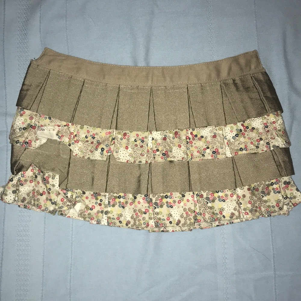 Thirty one layered purse skirt
